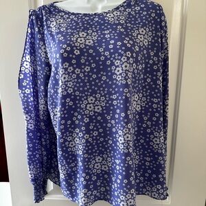 gorgeous L Michael Kors blouse, featuring a stunning purple white floral pattern